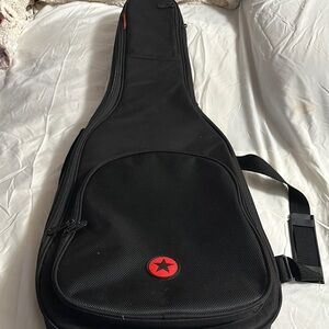 Black Star-Emblem Guitar Bag